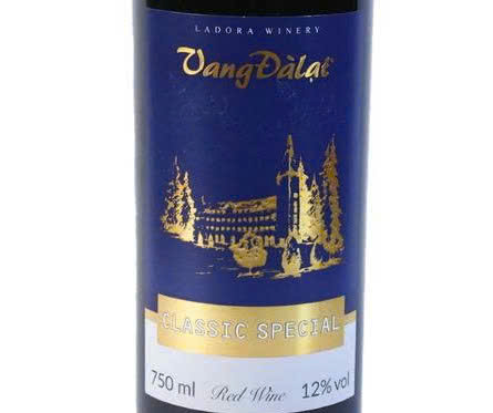 Nhan-hieu-vang-da-lat-classic-special-red-wine