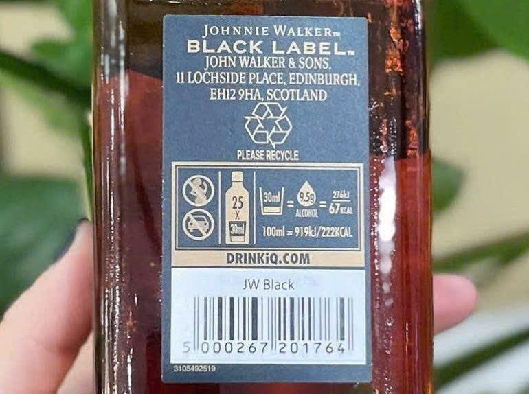 Nhan-phu-chai-Black-Label