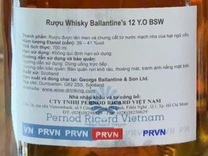 Nhan-sau-chai-Ballantines-12-YO