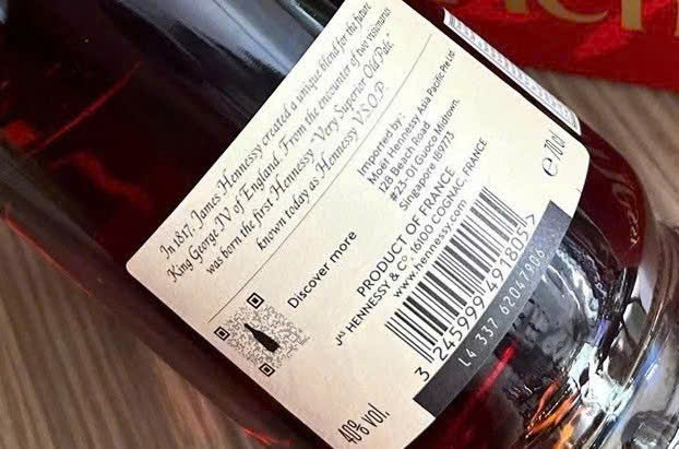 Nhan-sau-chai-Hennessy-VSOP-700ml
