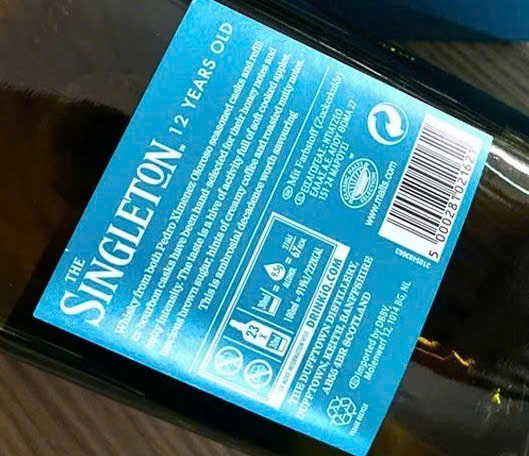 Nhan-sau-chai-Singleton-12-nam