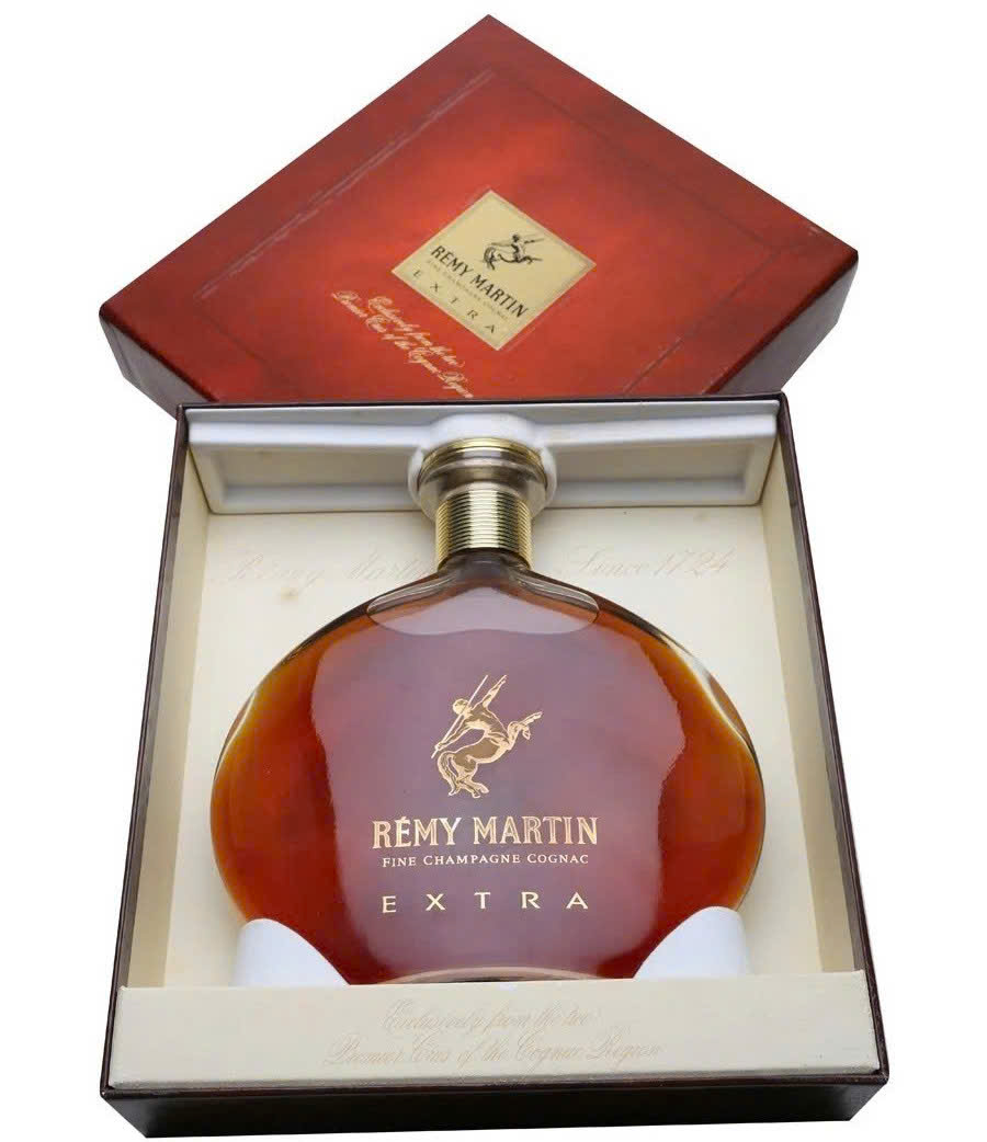 Remy-Martin-Richard-700ml-khi-mo-hop