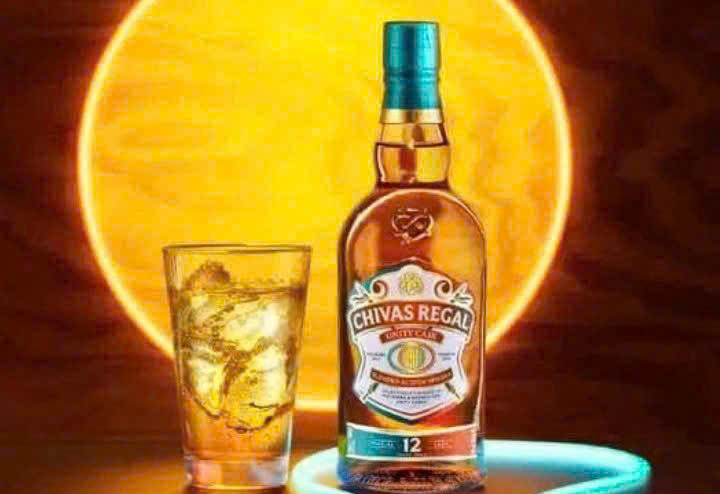 Thuong-thuc-Chivas-12-Mizunara