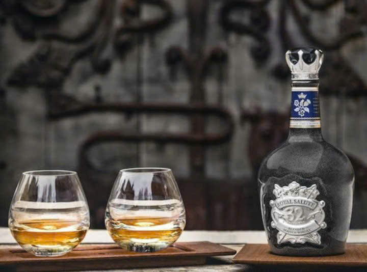 Thuong-thuc-Chivas-32-nam