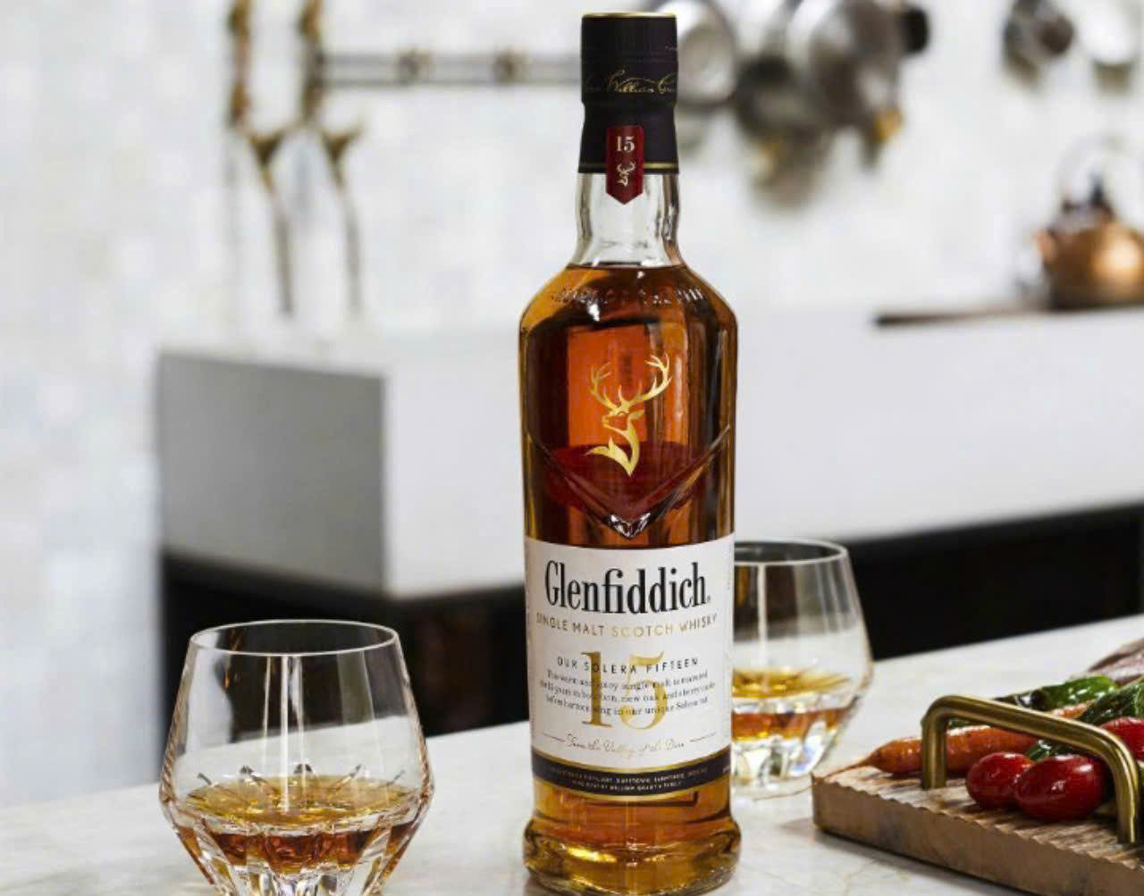 Thuong-thuc-Glenfiddich-15-nam-tuoi