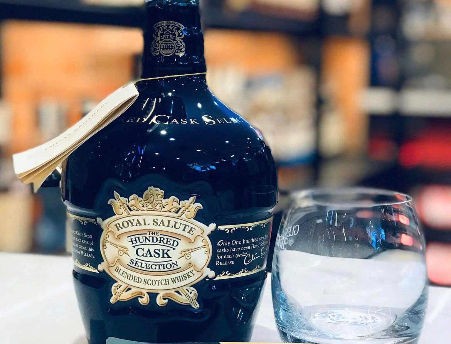 Thuong-thuc-chivas-royal-salute-100-mui