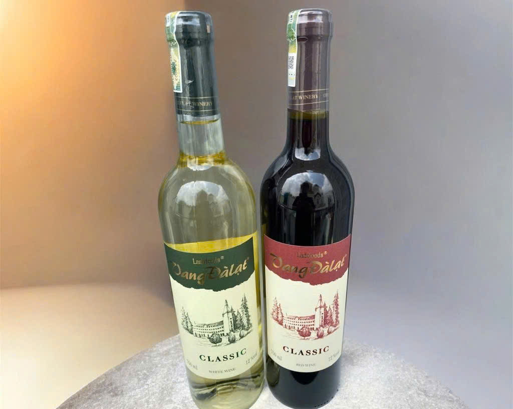 Vang-da-lat-classic-do-trang-750ml-gia-re