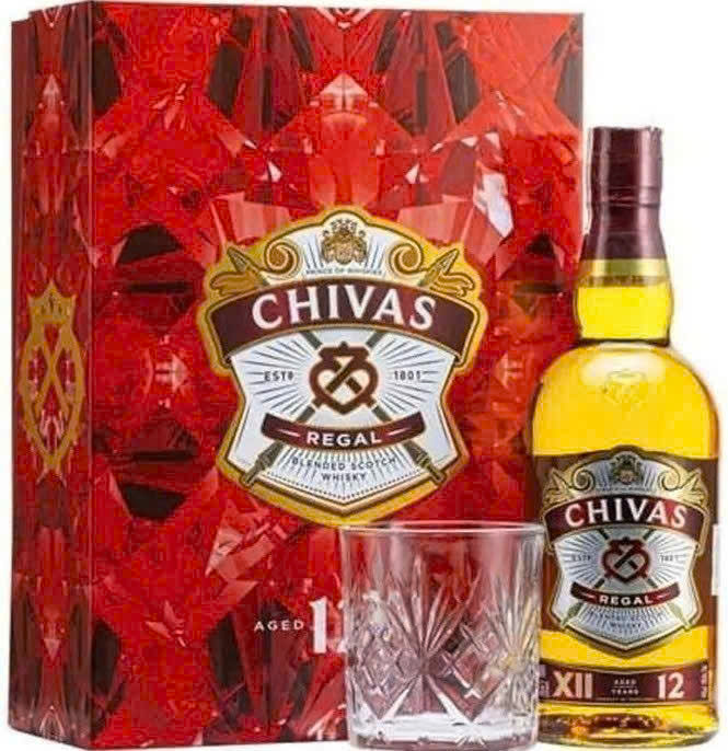 ban-ruou-chivas-12-hop-qua-tet-2026-gia-re-nhat-700m