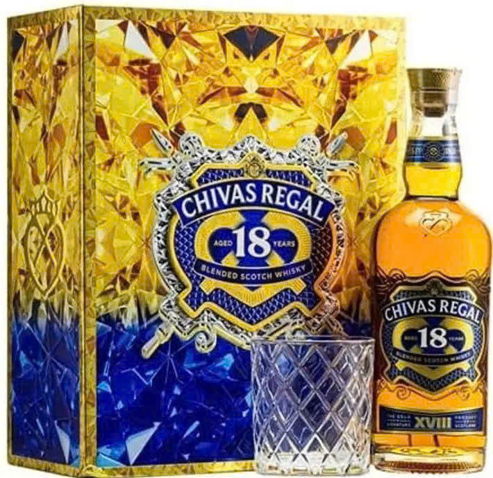 chivas-18-nam-hop-qua-tet-2026-mua-bao-nhieu-700ml