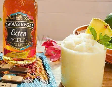 thuong-thuc-chivas-13-rum-cask-700-ml