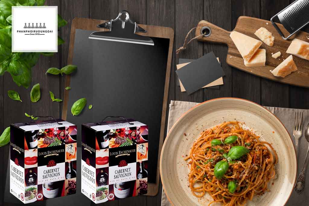 vang-phap-louis-gia-re-va-mon-an-thit-do-53